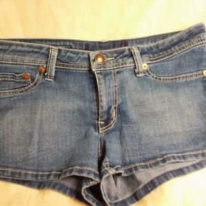 Fragile Denim distressed shorts Size 9